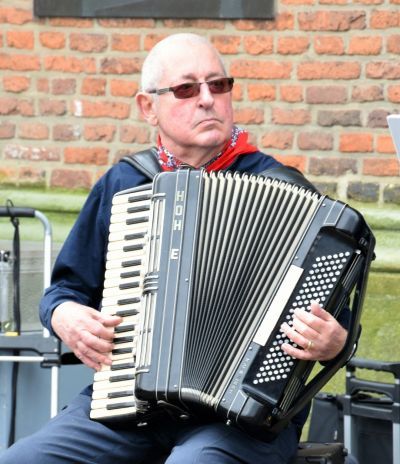 2-de Accordeonist