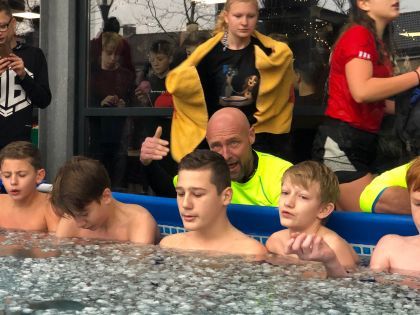 College Den Hulster uit Venlo haalt € 10.000,- op voor Holland4ALS
