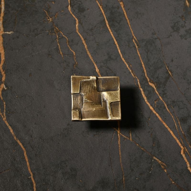 - Frame1880 Handle Knob
