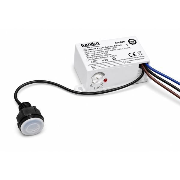Lumiko Inbouw schemerschakelaar 4,2A lux instelbaar 1000W 5-300 lux  | 830080