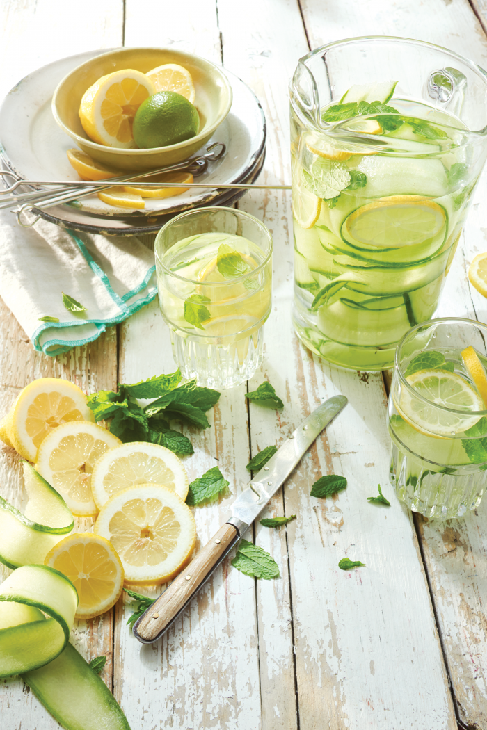 verkoudheid Concessie kapok Smaakwater met komkommer, citroen, gember en munt