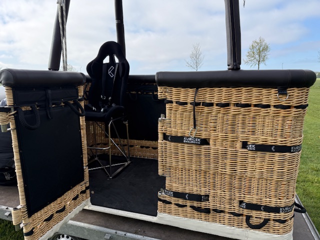 Toegankelijke luchtballonmand voor mindervalide passagiers