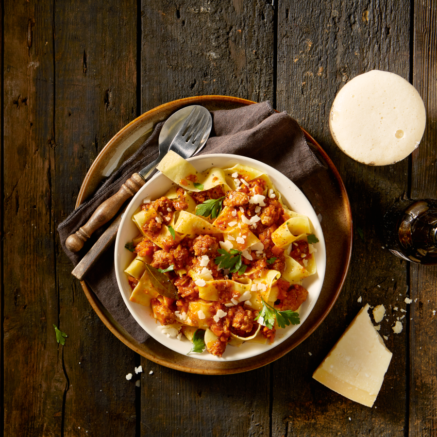 Pappardelle met bier en saucijzenragù