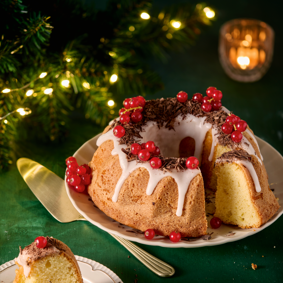 Kerststoltrifle met rood fruit