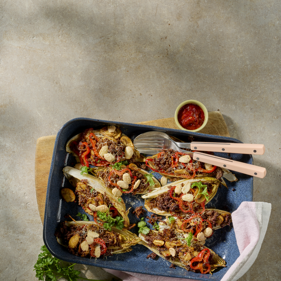 Witlof gevuld met pittig gehakt