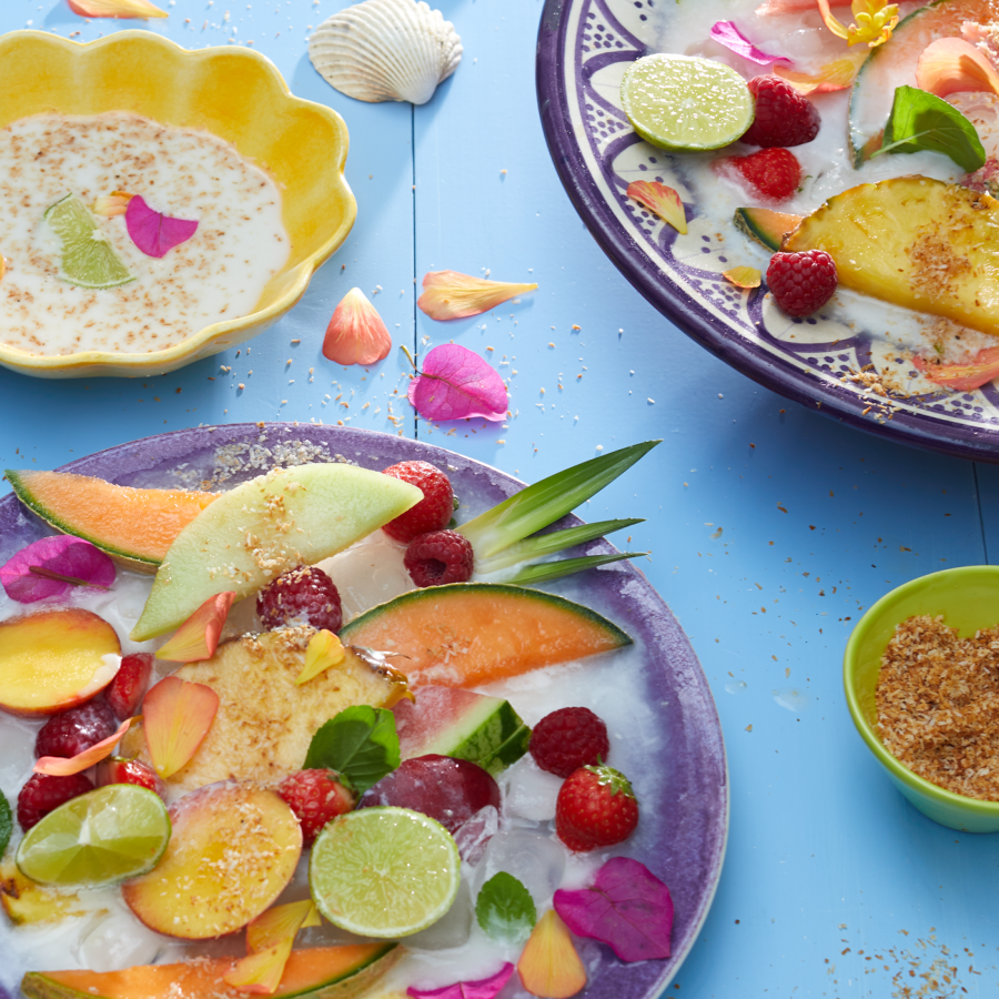 Zomerfruit in kokosmelk dressing