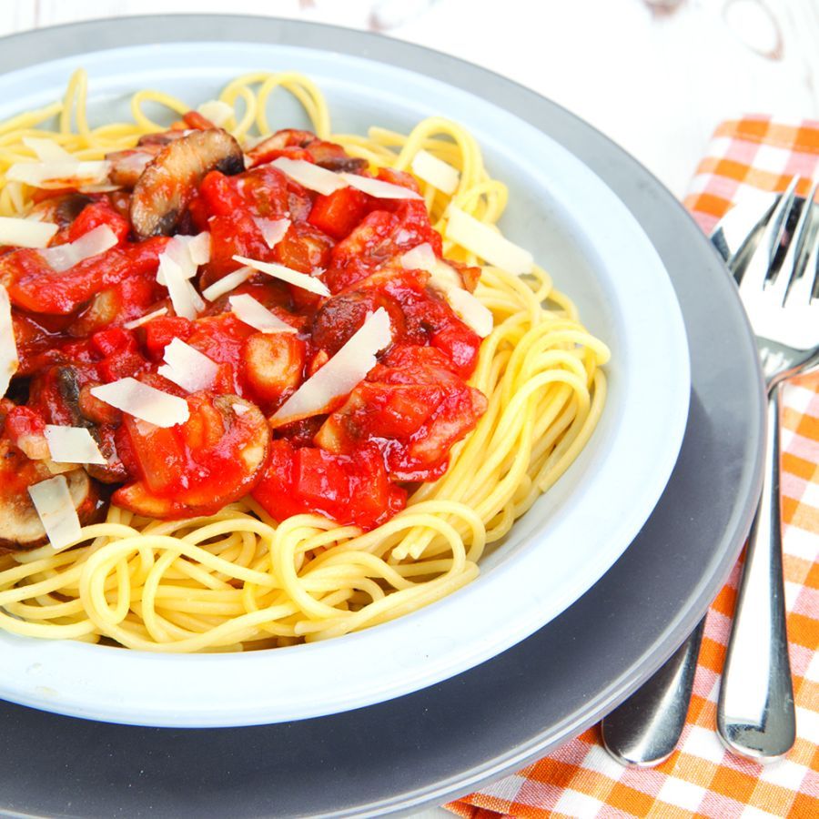 Spaghetti met spekjes en champignons