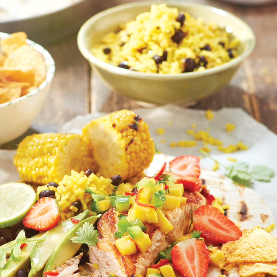 Geroosterde zalm en maïs met mango salsa 