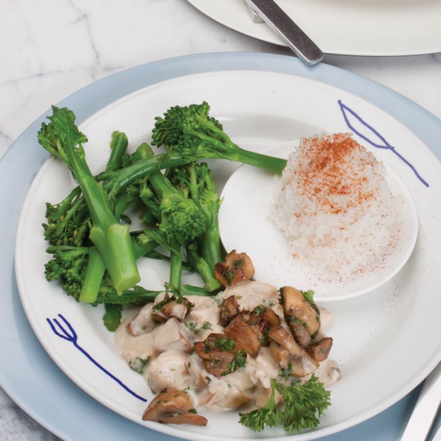 Kipreepjes in roomsaus