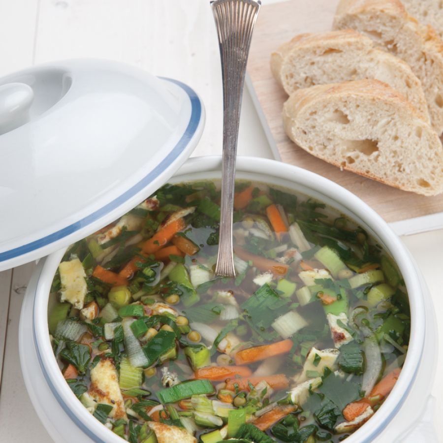 Voorjaars groentensoep
