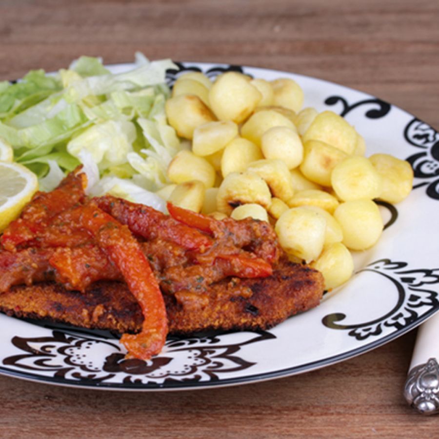 Zigeunerschnitzel met ijsbergsla