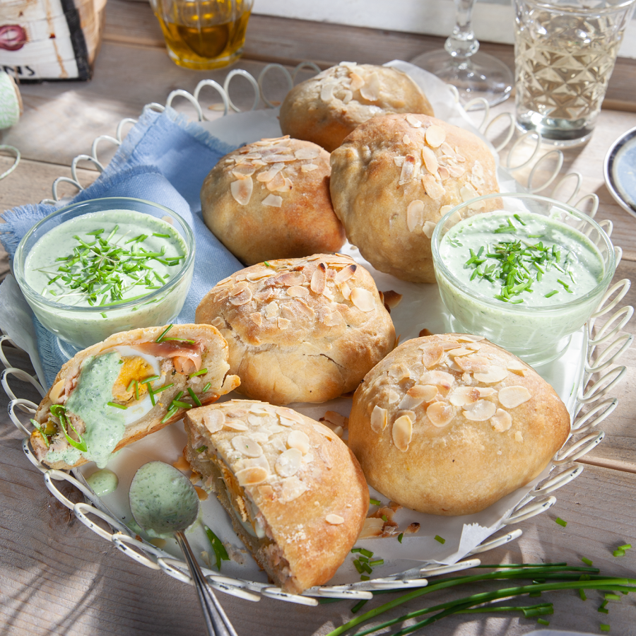 Gevulde brunchbroodjes