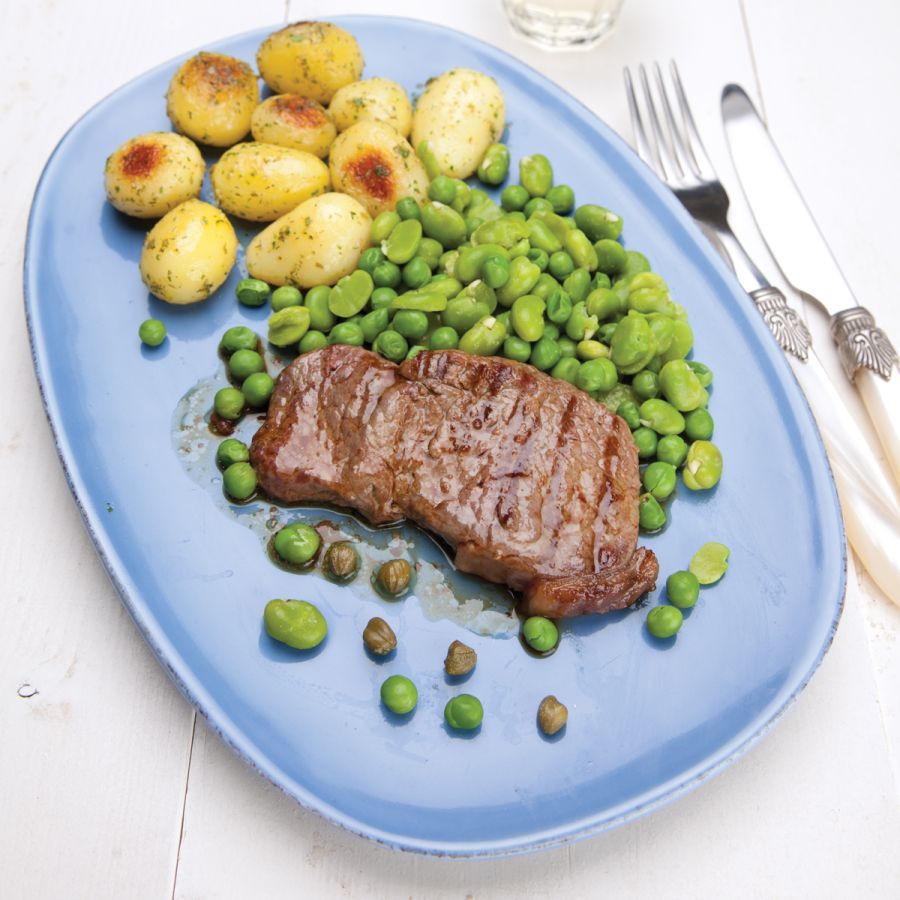 Gegrilde entrecote met groene salsa en groenten