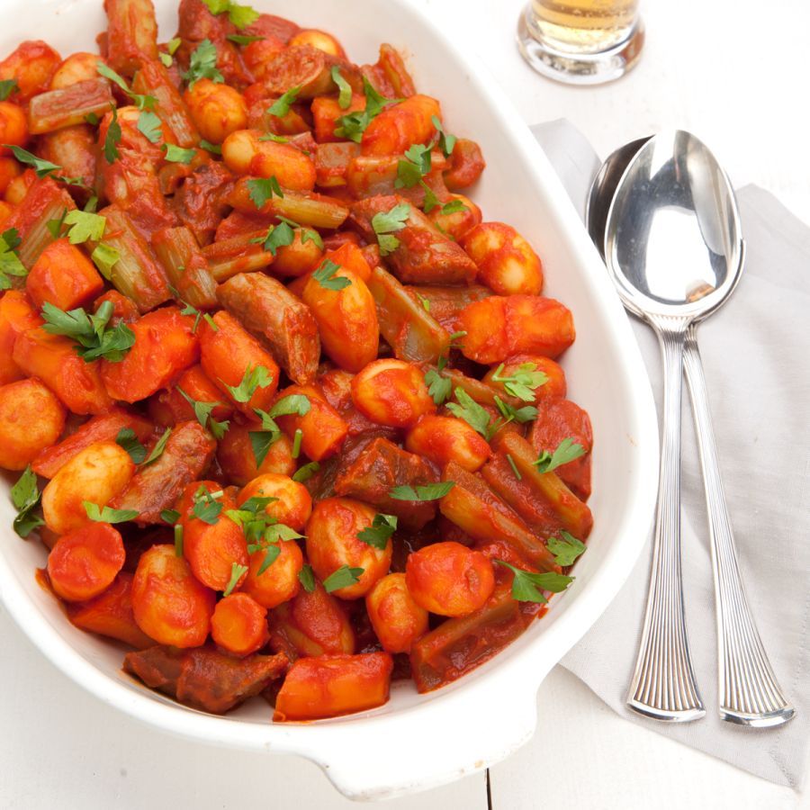 Bleekselderij met worstjes