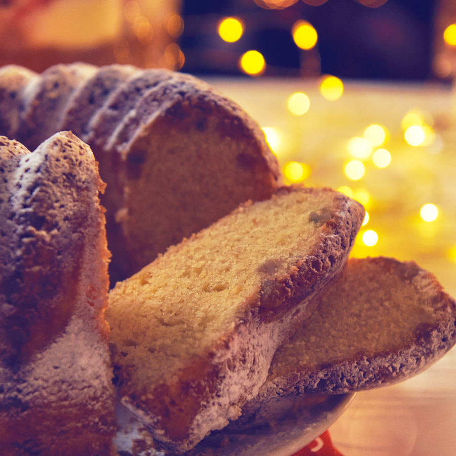 Kerst tulband met sinaasappel bitterkoekjes