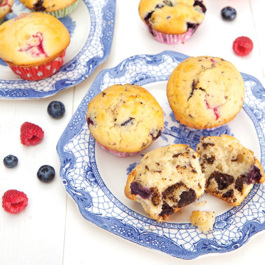 Muffins met chocolade en framboos