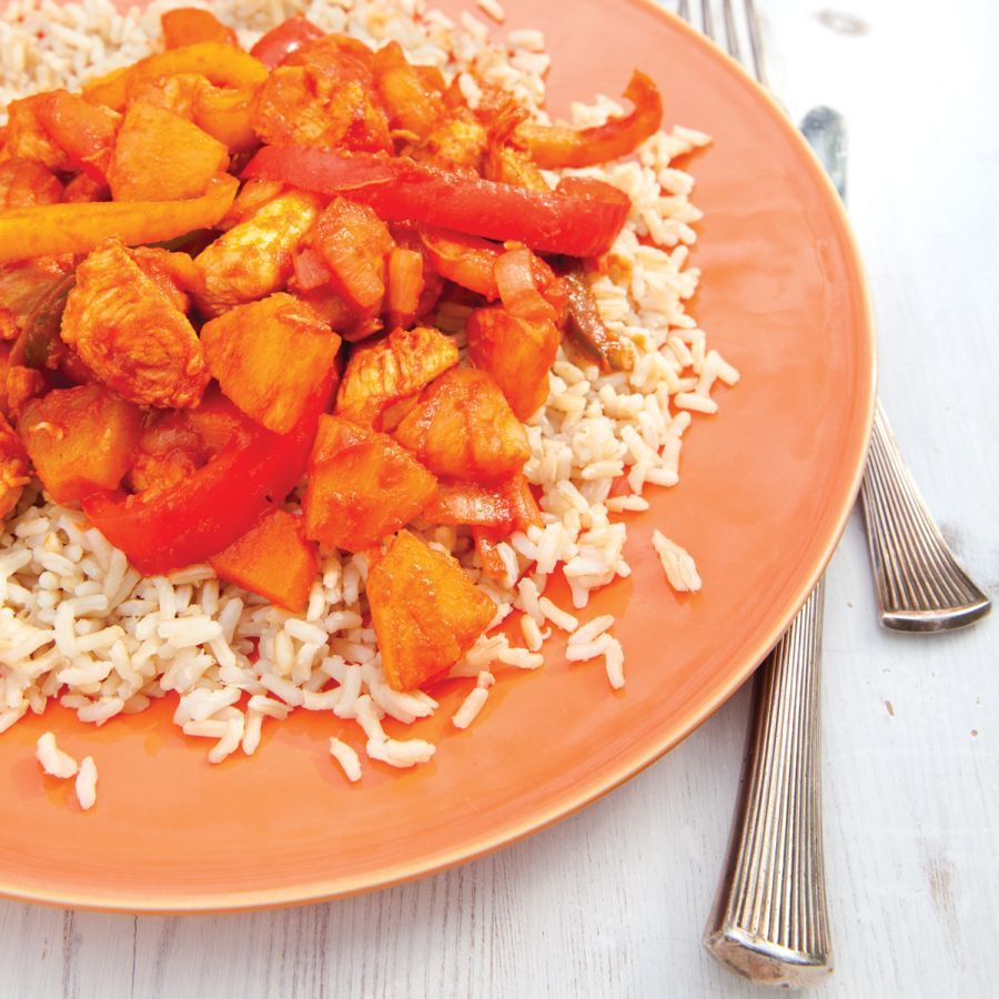 Kip met paprika en ananas