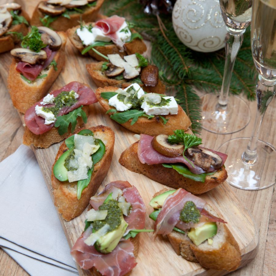 Brochettes met pesto en champignons