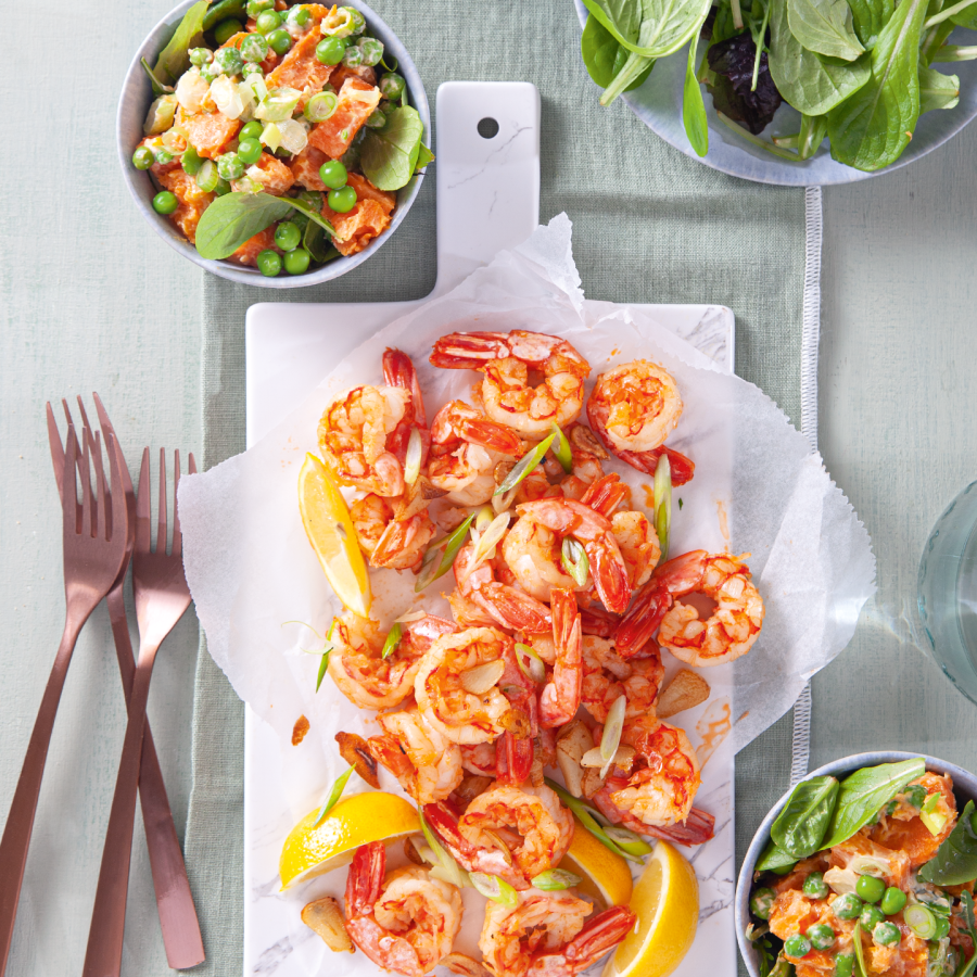Gamba plankje met zoete aardappelsalade