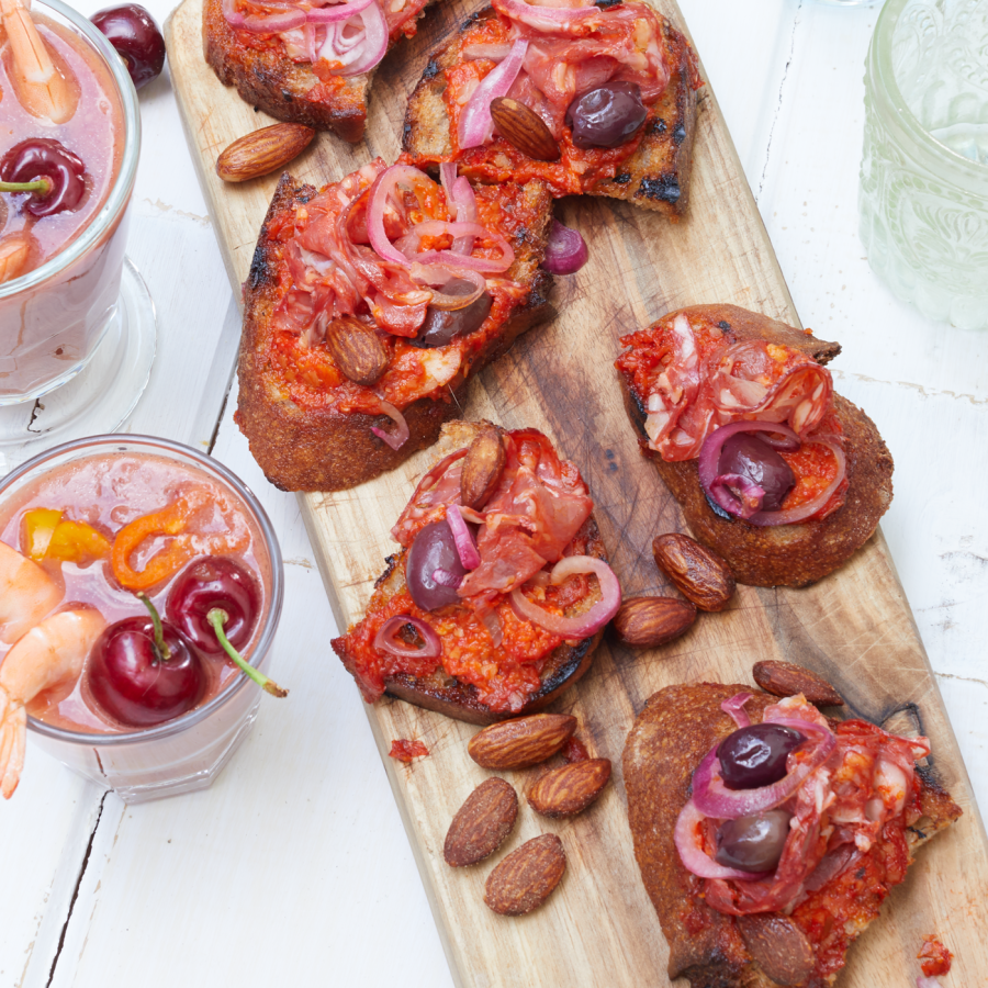 Geroosterde paprikadip met amandelen