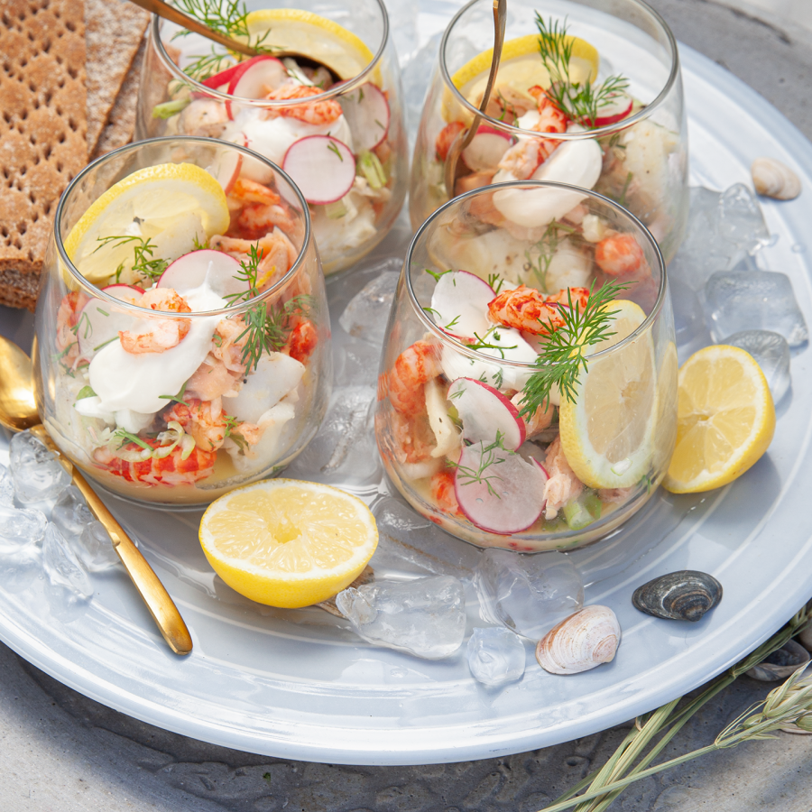 Vispotjes met zalm, witvis en garnaaltjes