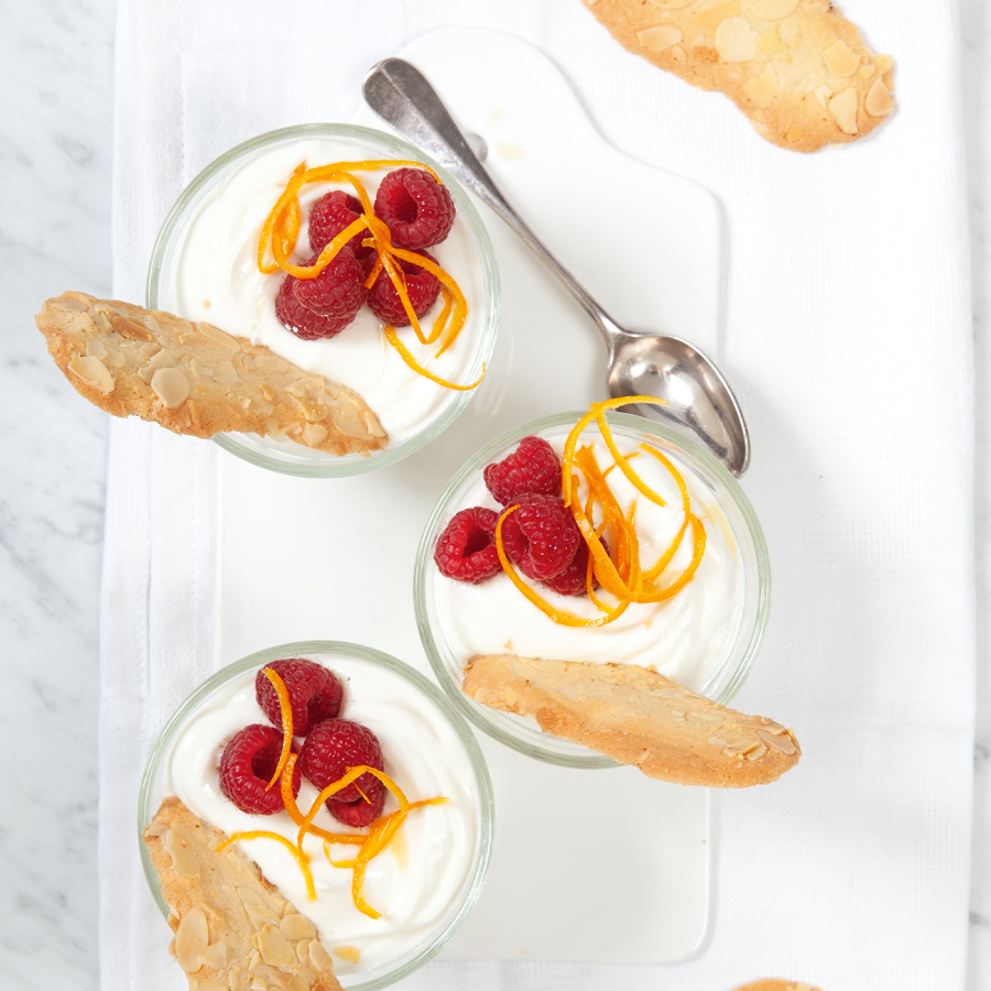 Hangop van zuivelhoeve yoghurt 