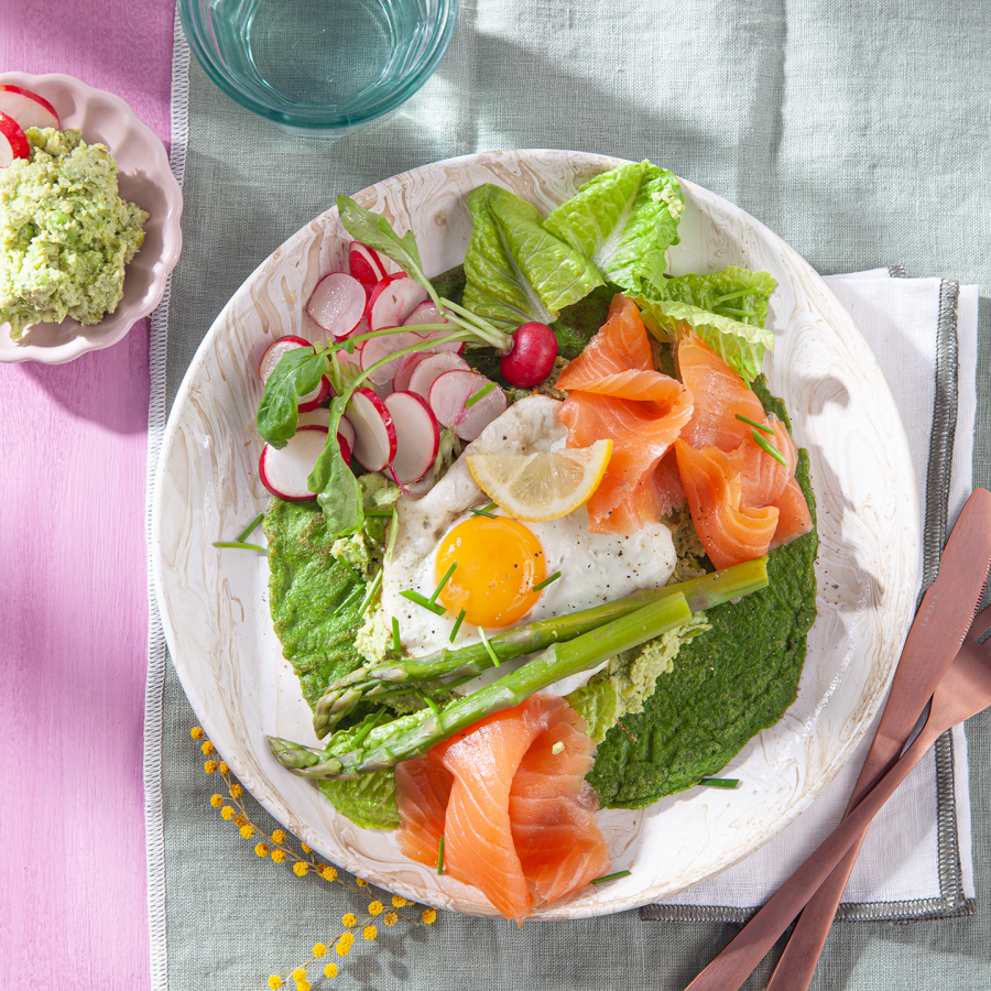 Groene flensjes met feta doperwtjesspread