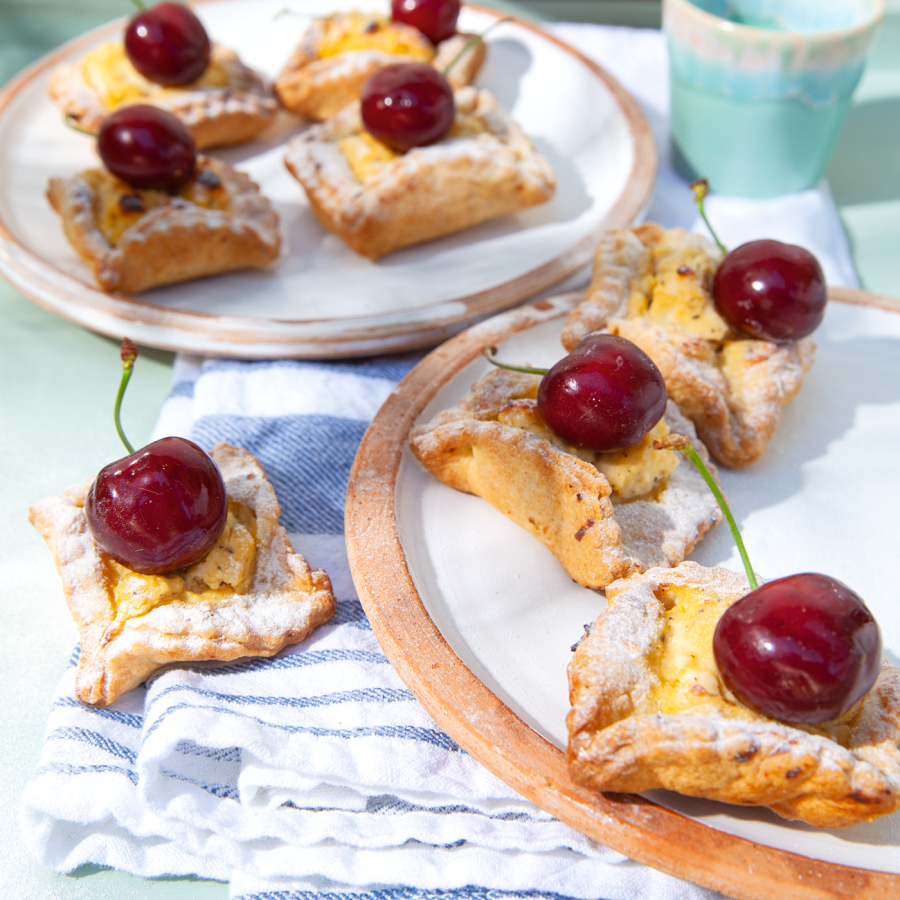 Ricottataartjes met kersen