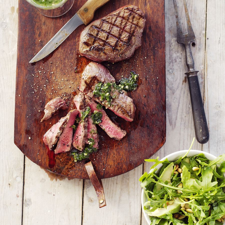 Steak met pesto