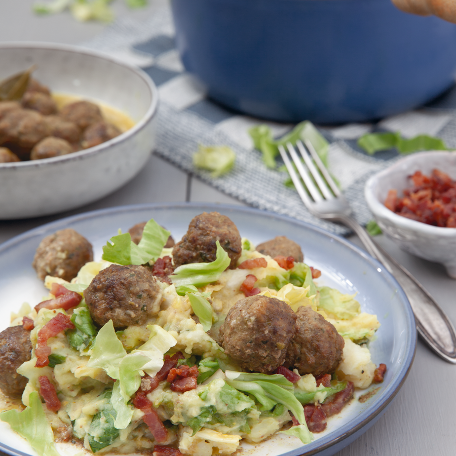 Andijviestamppot met gehaktballetjes