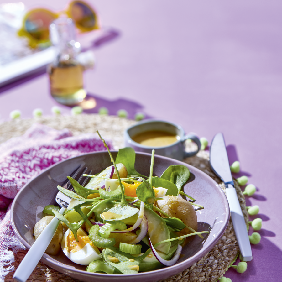 Postelein-aardappelsalade met gekookt ei