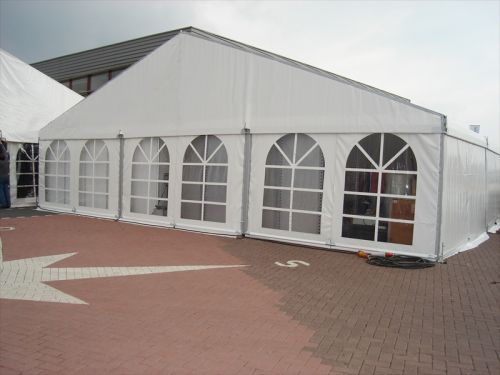 Tent Alu-hal 12x35 m (incl. vlondervloer)