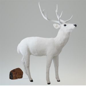 Hert  wit (h)171x(l)138 cm.