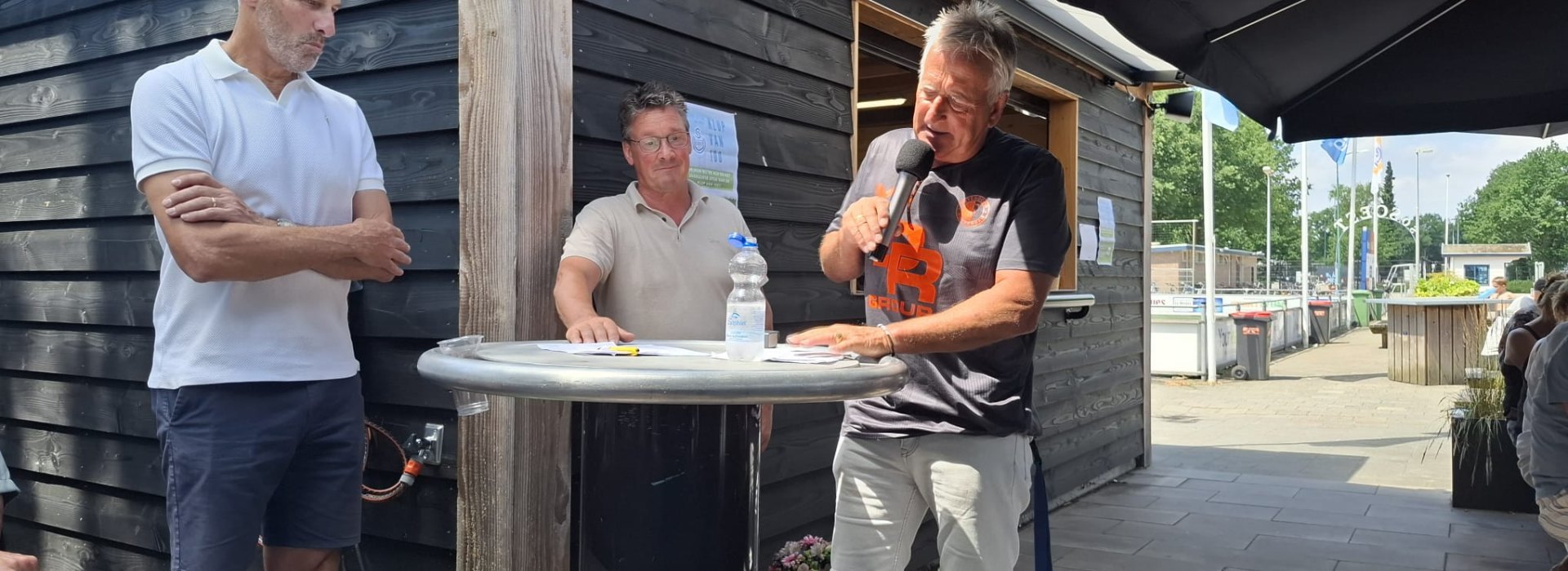 Harry en Johan lid van verdienste