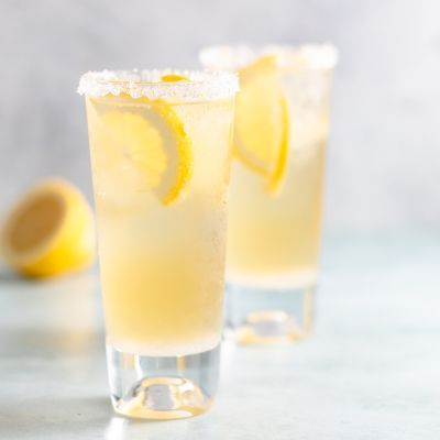 Ingwer-Zitrone-Kombucha-Mocktail