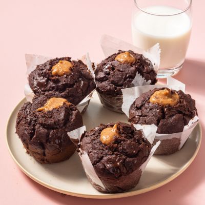 Olympische Chocolade Muffins met Pindakaasvulling