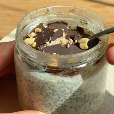 Snickers Chia Pudding 