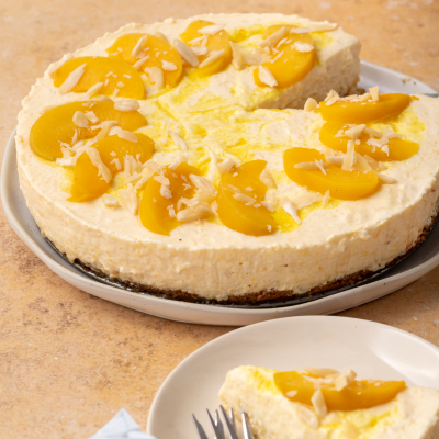 Cheesecake with Peaches and Bittersweet Cookie Crust