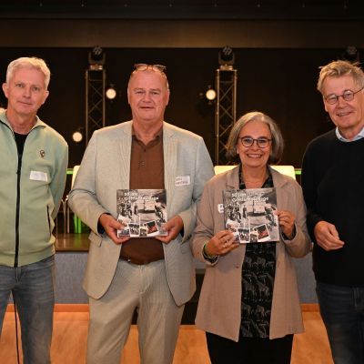 Eerste exemplaren Griftland-boek uitgereikt aan Kees en Monica