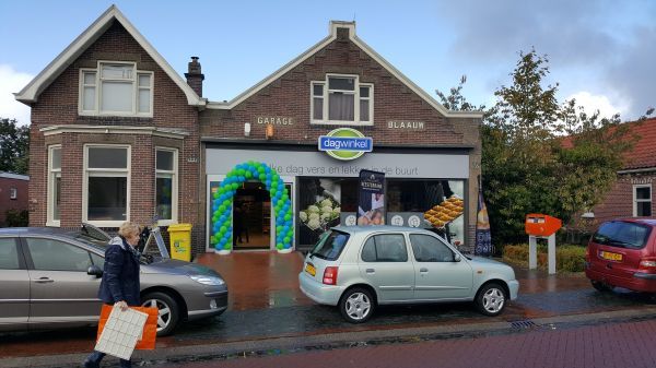 De dertigste Dagwinkel is geopend in Midwolda